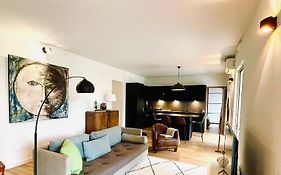 Appart standing avec vue grand balcon - parking - clim